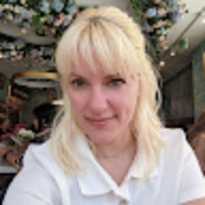 Meet your Posher, Dana